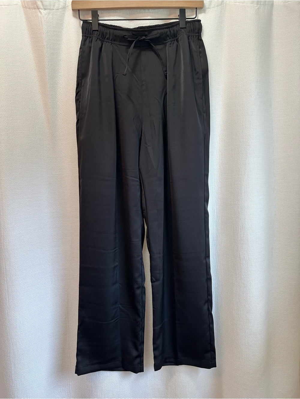 Uniqlo Black Satin Drawstring Pants, NWT, XS